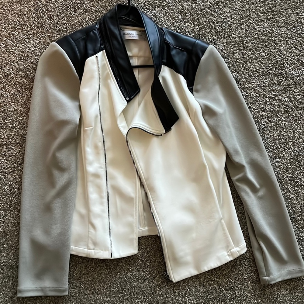Patrizia Luca Milano, size medium, gray/black/cream
